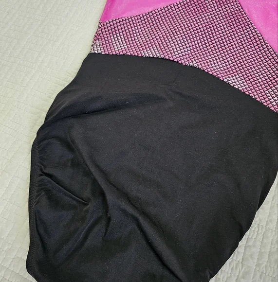 GK Elite Simone Biles Leotard and Short - Picture 8 of 16
